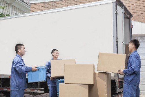 Commercial move and office removal vehicle support