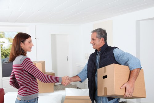 Checklist preparation for a house move in Chasecross